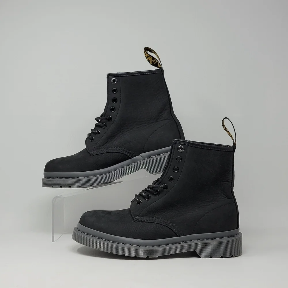 Dr Martens 1460 Women’s Size 8 US Pascal Black Milled Nubuck Leather Boots New
